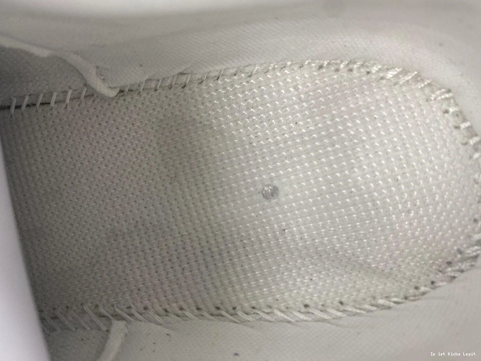Low AH7860-101 “Pure Violet” Jordan Air 11 0517